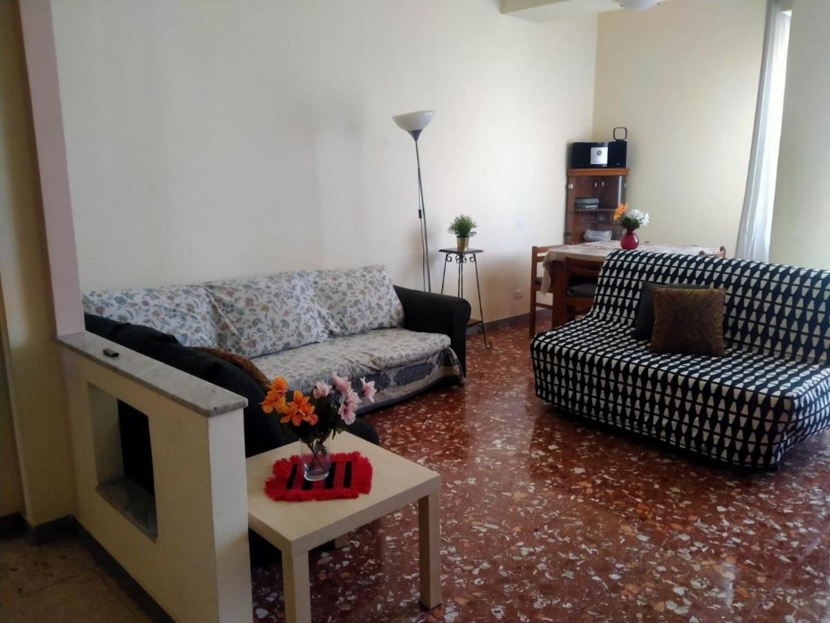 Happy House Mare Di Roma Villa Lido di Ostia Exterior foto